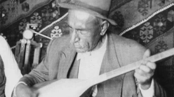 Doğumunun 132.Yıl Dönümünde Dünyaca Ünlü Halk Ozanımız Aşık Veysel ŞATIROĞLU' nu Saygı, Minnet ve Rahmetle Anıyoruz…