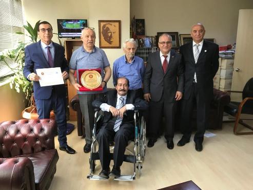  Yazılı basında  Türk Dünyası Yıldızı seçilen Yeniçağ Gazetesi ve İcra Kurulu Başkanı Sn. Ahmet  YABULOĞLU ziyaret edildi… 